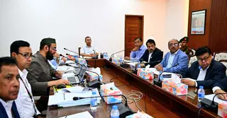 প্রধানমন্ত্রীর সভাপতিত্বে ঢাকার চারপাশে নৌপথ চালু নিয়ে সভা