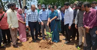 ক্ষুদ্র নৃগোষ্ঠীর বিরুদ্ধে করা ১২৯ মামলা প্রত্যাহারের ঘোষণা পরিবেশ উপদেষ্টার