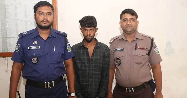 গ্রেপ্তার প্রধান অভিযুক্ত