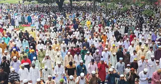 শোলাকিয়ায় ঐতিহ্যের ১৯৮তম ঈদ জামাত অনুষ্ঠিত