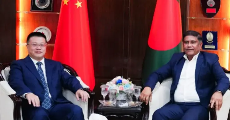 প্রধানমন্ত্রীর প্রতিরক্ষা উপদেষ্টা ও চীনের রাষ্ট্রদূত
