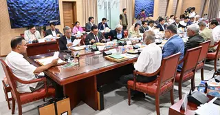 প্রধানমন্ত্রীর সভাপতিত্বে মন্ত্রিসভার বৈঠক শুরু