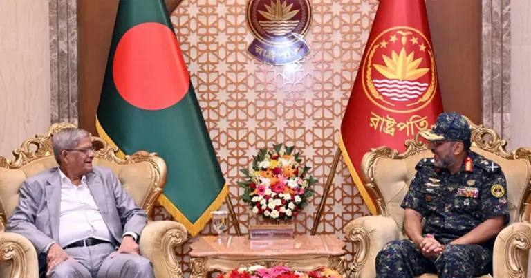 রাষ্ট্রপতির সঙ্গে সাক্ষাত করেছেন আনসার ও ভিডিপি মহাপরিচালক