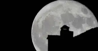 বছরের শেষ সুপারমুন দেখা যাবে আজ