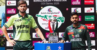 বাংলাদেশ ও পাকিস্তান ওয়ানডে সিরিজের ট্রফি উন্মোচন