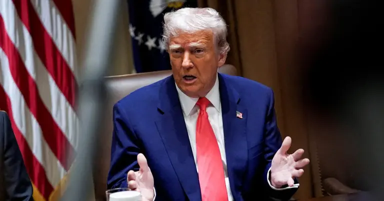 ডোনাল্ড ট্রাম্প