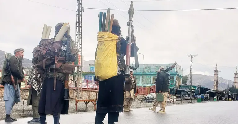 পাকিস্তান-আফগানিস্তান সীমান্তে সংঘর্ষে উভয় পক্ষে ব্যাপক হতাহতের দাবি করা হচ্ছে