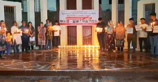 টাঙ্গাইলে গণঅভ্যুত্থানে শহিদদের স্মরণে মোমবাতি প্রজ্বলন