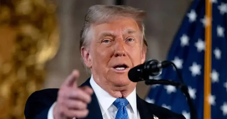 ডোনাল্ড ট্রাম্প