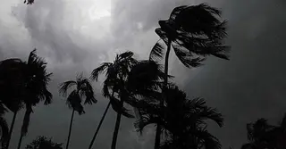 ৬০ কিমি বেগে ঝড়ো হাওয়াসহ বৃষ্টির আভাস