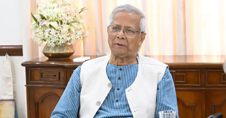 ইউএনওদের সঙ্গে ভিডিও কনফারেন্সে কথা বলছেন প্রধান উপদেষ্টা