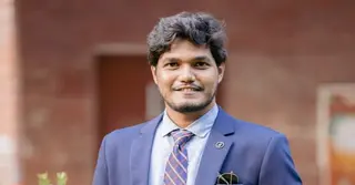 কারচুপির অভিযোগ তুলে ডাকসুর ফলাফল প্রত্যাখান আবিদের