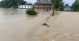 আখাউড়ায় বেড়েছে হাওড়া নদীর পানি, পানিবন্দি সাড়ে ৪০০ পরিবার