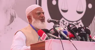 এক হাতে ফ্যমিলি কার্ড আরেক হাতে নারীদের হেনস্তা চলতে পারে না: জামায়াত আমির