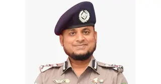 রাস্তার পাশে বাস থামিয়ে রাখলে আইন অনুযায়ী ব্যবস্থা নেয়া হবে: ট্রাফিক কমিশনার