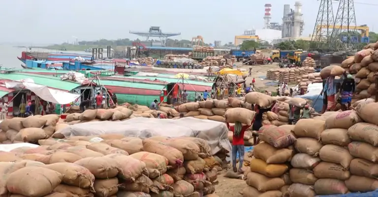 আশুগঞ্জে ধানের মোকাম