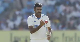 আন্তর্জাতিক ক্রিকেট থেকে অবসরের ঘোষণা রবীন্দ্রচন্দ্র অশ্বিনের