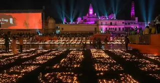 দীপাবলি উপলক্ষে অযোধ্যায় একসঙ্গে ২৬ লাখ প্রদীপ প্রজ্বলন