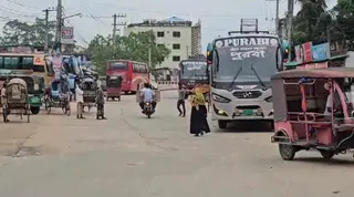 তিন পার্বত্য জেলায় অবরোধ, রাঙামাটিতে পরিবহন ধর্মঘট