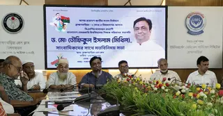 ‘এক টেবিলে বসে কথা না বলতে পারলে কীসের রাজনীতি করবো’