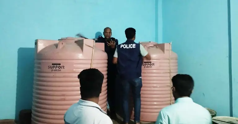 মজুত করা জ্বালানি তেল