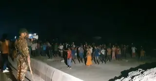 ব্রাহ্মণবাড়িয়ায় আ.লীগ-বিএনপি নিয়ে বাগবিতণ্ডায় টর্চলাইট জ্বালিয়ে সংঘর্ষ, আহত ৩০