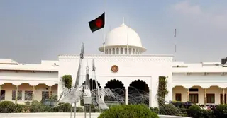 বঙ্গভবনে পৌঁছেছেন প্রধান নির্বাচন কমিশনার