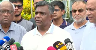 বিসিবি নির্বাচনে অংশ নেয়ার ঘোষণা সভাপতি আমিনুলের