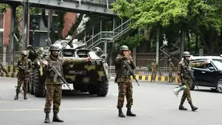 চলমান আইনশৃঙ্খলা পরিস্থিতি নিয়ন্ত্রণে জনগণের পাশে রয়েছে সেনাবাহিনী