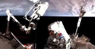 চতুর্থ স্পেসওয়াকের প্রস্তুতি নিচ্ছেন চীনের শেনচৌ-২০ মহাকাশচারীরা