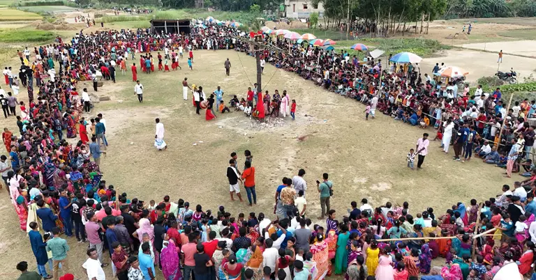 ব্রাহ্মণবাড়িয়ায় চড়ক পূজায় শিবভক্তদের শারীরিক কসরত