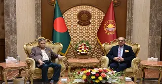 রাষ্ট্রপতির সঙ্গে সৌজন্য সাক্ষাৎ করেছেন প্রধান বিচারপতি