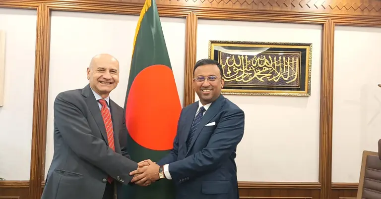 প্রধানমন্ত্রীর উপদেষ্টা হুমায়ুন কবির ও ইতালির রাষ্ট্রদূত