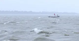 উপকূল অতিক্রম করে দুর্বল হয়েছে ‘মিধিলি’