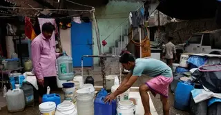 দিল্লিতে ৬ পানি সরবরাহ কেন্দ্রের কার্যক্রম বন্ধ, ২০ লাখ বাসিন্দার ভোগান্তি