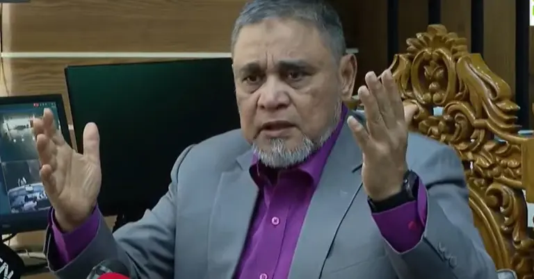 সিইসি এ এম এম নাসির উদ্দিন