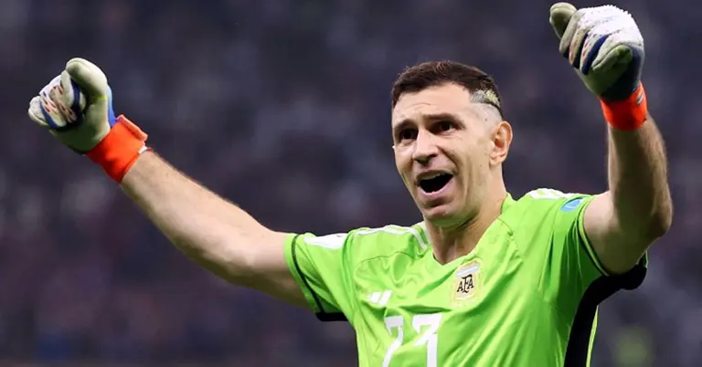 এমিলিয়ানো মার্তিনেজ