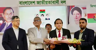 বিএনপিতে যোগ দিলেন আ.লীগ নেতার ছেলে রেজা কিবরিয়া, বললেন ‘আমি গর্বিত’