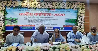 অবৈধ জাল ও জাটকা নিধন বন্ধ না হওয়ায় ইলিশের উৎপাদন কমেছে: মৎস্য উপদেষ্টা