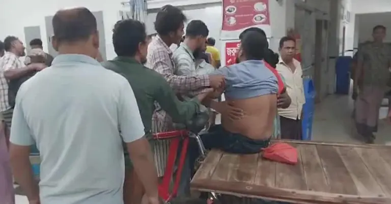 ভাঙ্গায় দুই গ্রামবাসীর সংঘর্ষ