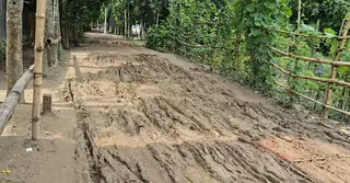 খানাখন্দে চলাচলের অনুপযোগী বাইখির-শিরগ্রাম সড়ক; দুর্ভোগে ২৭ গ্রামের মানুষ