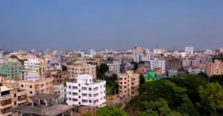 খেলার মাঠের অভাবে বন্দি শৈশব: ফেনীতে ঝুঁকিতে শিশুদের বিকাশ