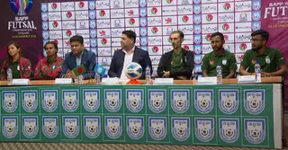 সাফ ফুটসালে নতুন স্বপ্ন, আত্মবিশ্বাসী নারী ও পুরুষ দল