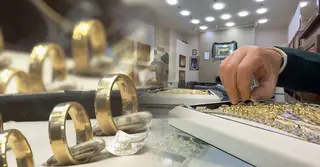 বিশ্ববাজারে অস্থিরতা: স্বর্ণের বার-কয়েন কেনায় আগ্রহ বেড়েছে মানুষের