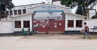 ৬ দিন ধরে বন্ধ আমদানি অনুমতি, পেঁয়াজের দাম বেড়েছে ৮-১০ টাকা