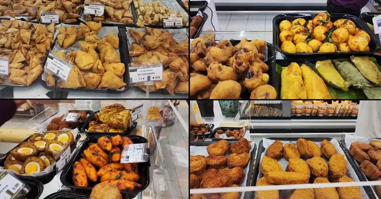 বিভিন্ন দেশিয় ইফতারের বাজার