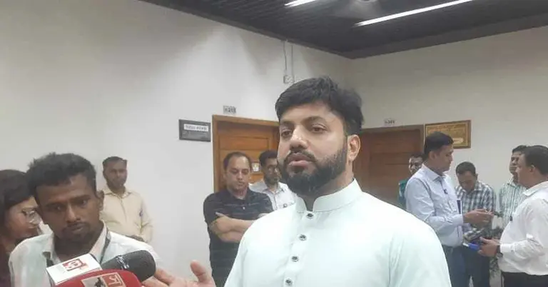 বিএনপি দলীয় প্রার্থী ইশরাক হোসেন