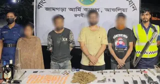 আশুলিয়ায় যৌথ অভিযানে দেশিয় অস্ত্র-মাদকসহ গ্রেপ্তার ৭