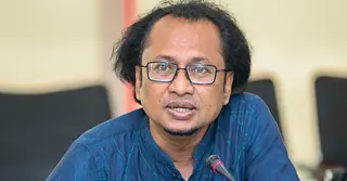 শিক্ষার্থীদের মানবিক মূল্যবোধসম্পন্ন দায়িত্বশীল নাগরিক হওয়ার আহ্বান তথ্য উপদেষ্টার