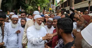 ঢাকা-১৫ আসনে জামায়াত আমিরের জুম্মার নামাজ আদায় ও গণসংযোগ